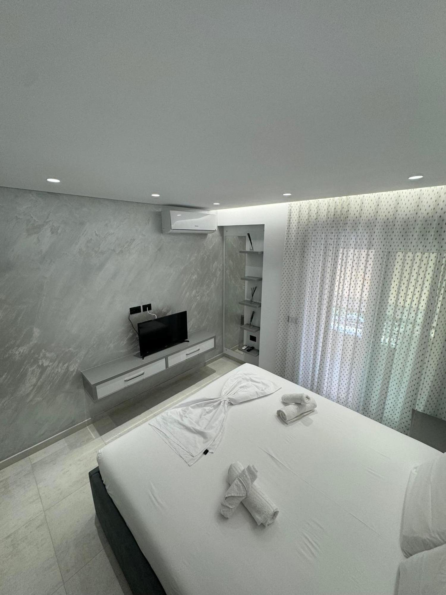 Alpha Lux Apartment Saranda Dış mekan fotoğraf